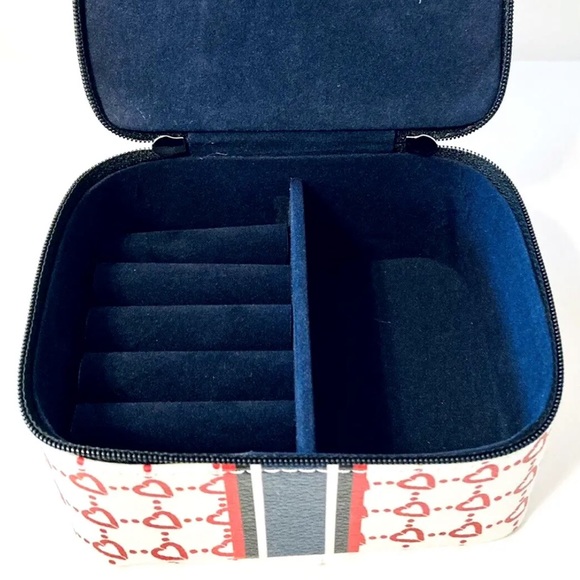 BRIGHTON “Be Your Kind of Beautiful!!” Love Bow Flowers Hearts Zip Jewelry Box - Picture 2 of 6